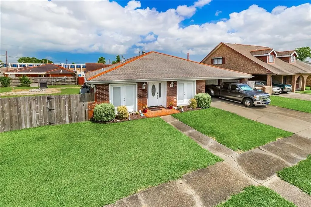 2709 Jean Lafitte Parkway, Chalmette, LA 70043 - #1