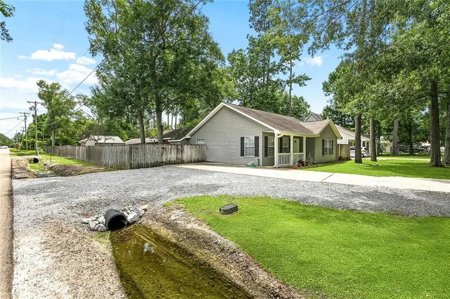 1800 Valmont Street, Mandeville, LA 70448 - #2