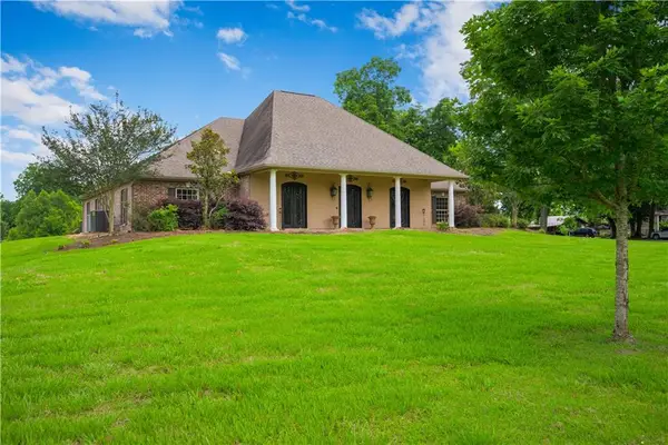 1633 Palmer Chapel Road, Pineville, LA 71360