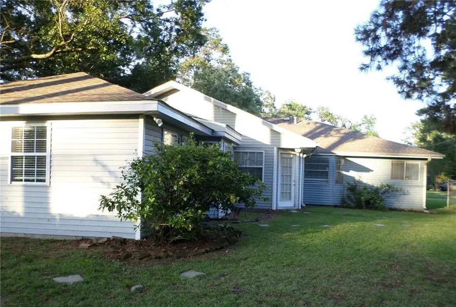 415 Ridge Wood Drive, Mandeville, LA 70471 - #2