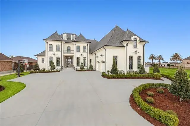 1085 Lakeshore Boulevard, Slidell, LA 70461 - #1