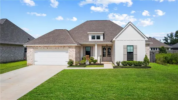 2017 White Dove Drive, Madisonville, LA 70447