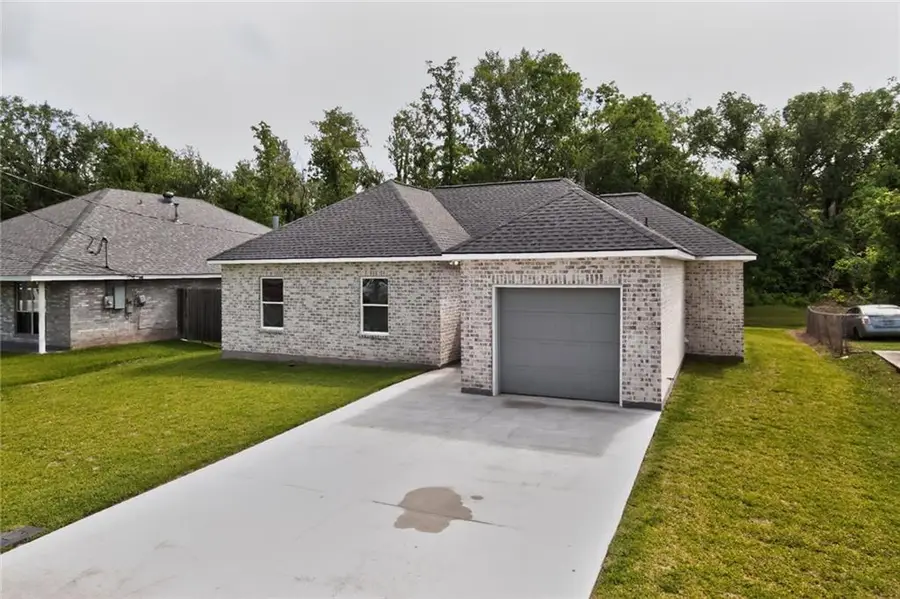 512 Magnolia Avenue, Laplace, LA 70068 - #3
