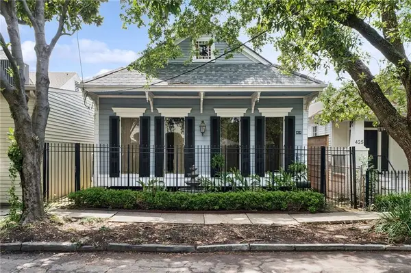 427 Arabella Street, New Orleans, LA 70115