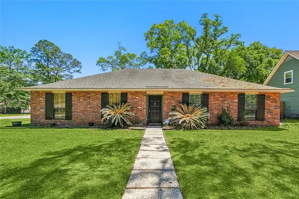 290 W Essex Drive, Slidell, LA 70461