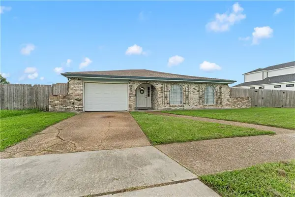 3409 Plaza Drive, Chalmette, LA 70043