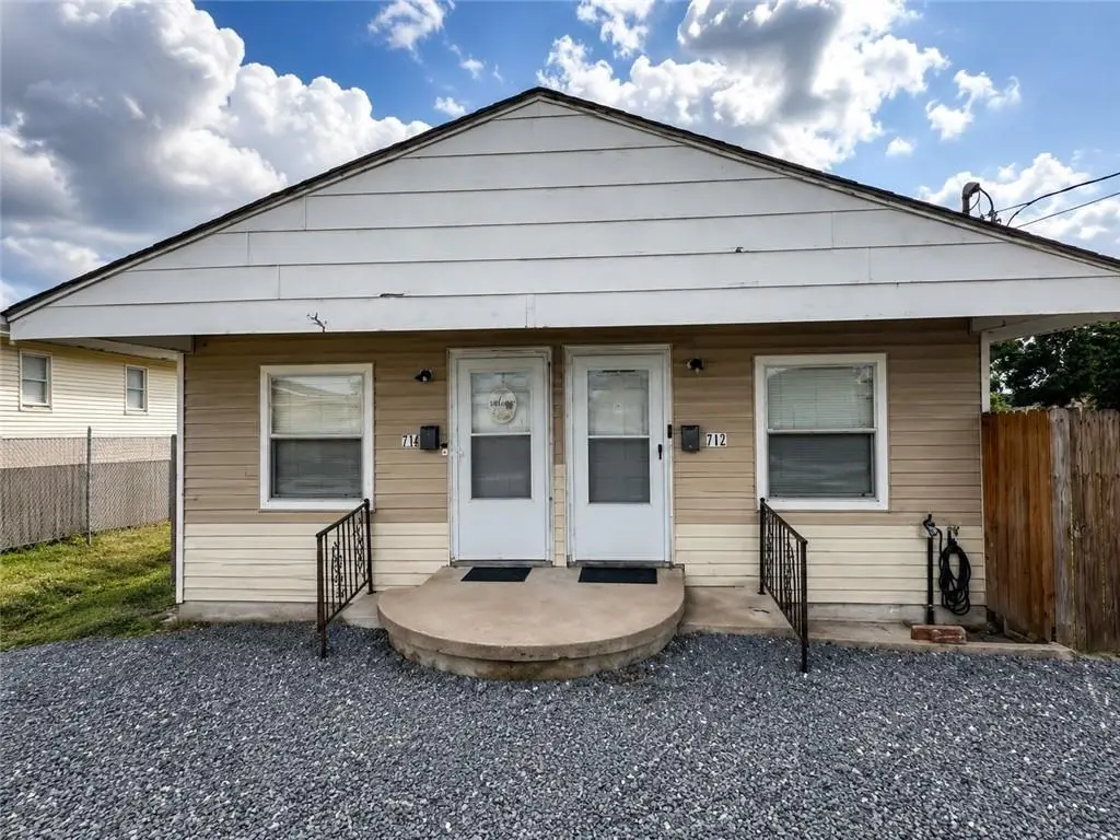 712-714 Hanson Place, Kenner, LA 70062 - #1