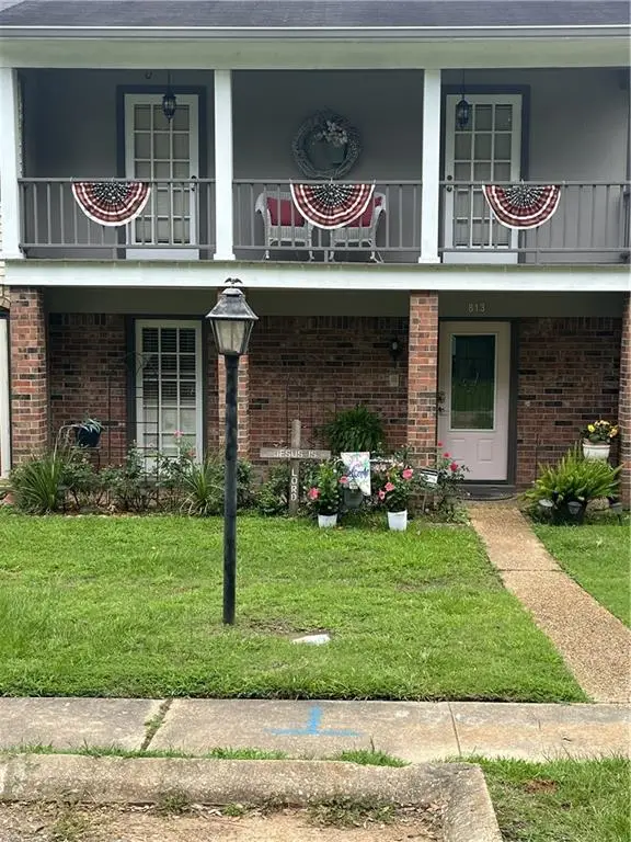 813 Parkway Drive, Natchitoches, LA 71457