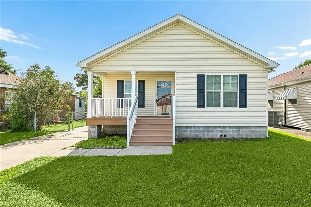 2202 Stander Place, Chalmette, LA 70043 - #1