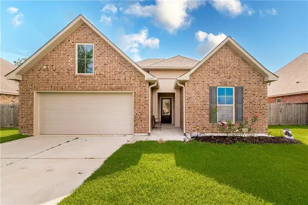 42087 Wood Avenue, Ponchatoula, LA 70454