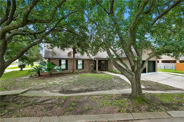 2500 Orbit Court, Harvey, LA 70058