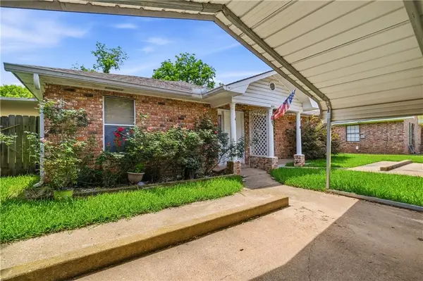 809 Brooks Boulevard #A, Alexandria, LA 71303