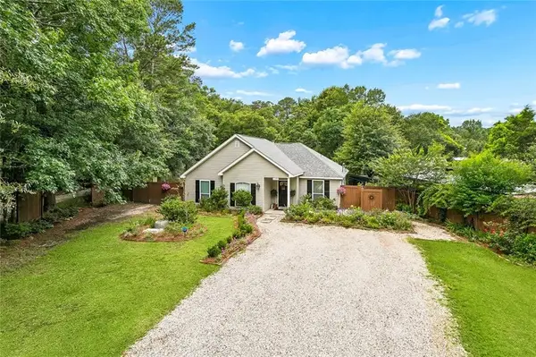 61293 Shady Pine Road, Lacombe, LA 70445
