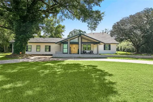 676 E Railroad Avenue, Independence, LA 70443