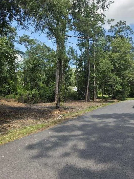 28-B Oak Hollow Drive, Hammond, LA 70401