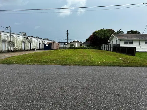 624 Oak Street, Marrero, LA 70072