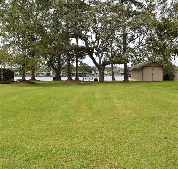 3023 S Palm Drive, Slidell, LA 70458