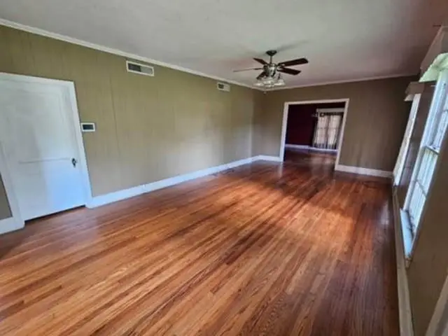 220 E Bertheaud Avenue, Opelousas, LA 70570 - #3