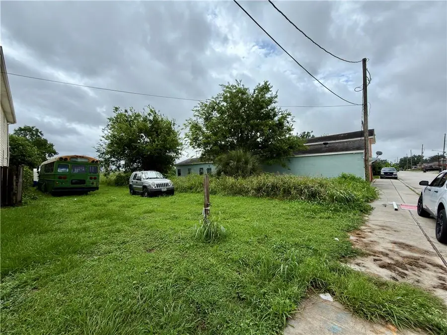 2633 Desire Street, New Orleans, LA 70117 - #2