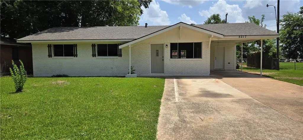 5217 Benjamin Street, Alexandria, LA 71303 - #1