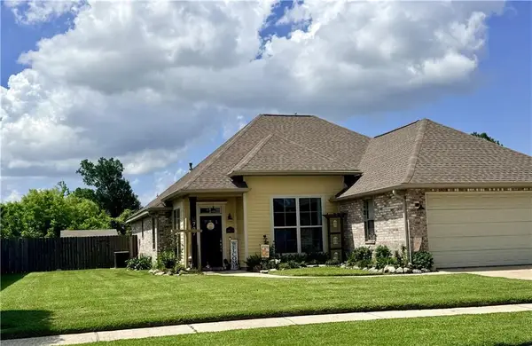 707 Country Cottage Boulevard, Montz, LA 70068