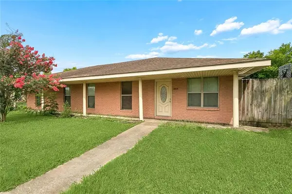 2005 Marietta Street, Chalmette, LA 70043