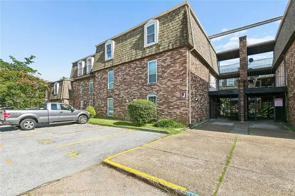 6320 Riverside Drive #350, Metairie, LA 70003