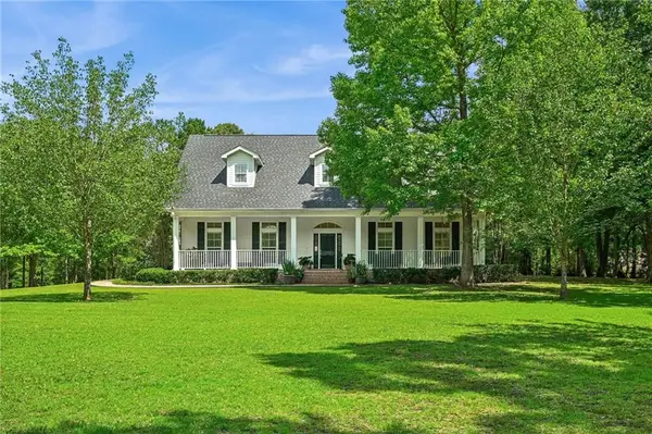 52 Bleu Lake Drive, Covington, LA 70435