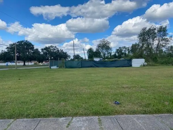 2604 Guerra Drive, Violet, LA 70092