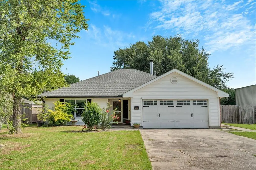 125 Pleasant Valley Drive, Des Allemands, LA 70030 - #1
