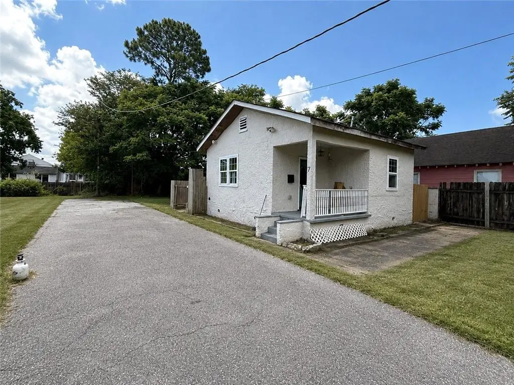 7 Alice Court, New Orleans, LA 70117 - #1