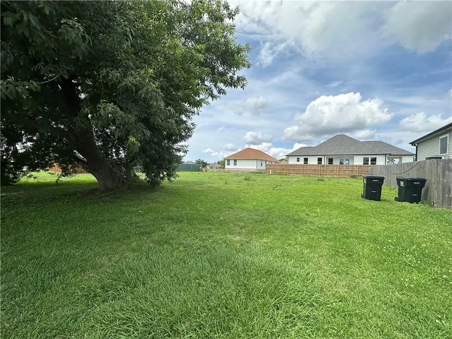 8517 Patricia Street, Chalmette, LA 70043 - #2