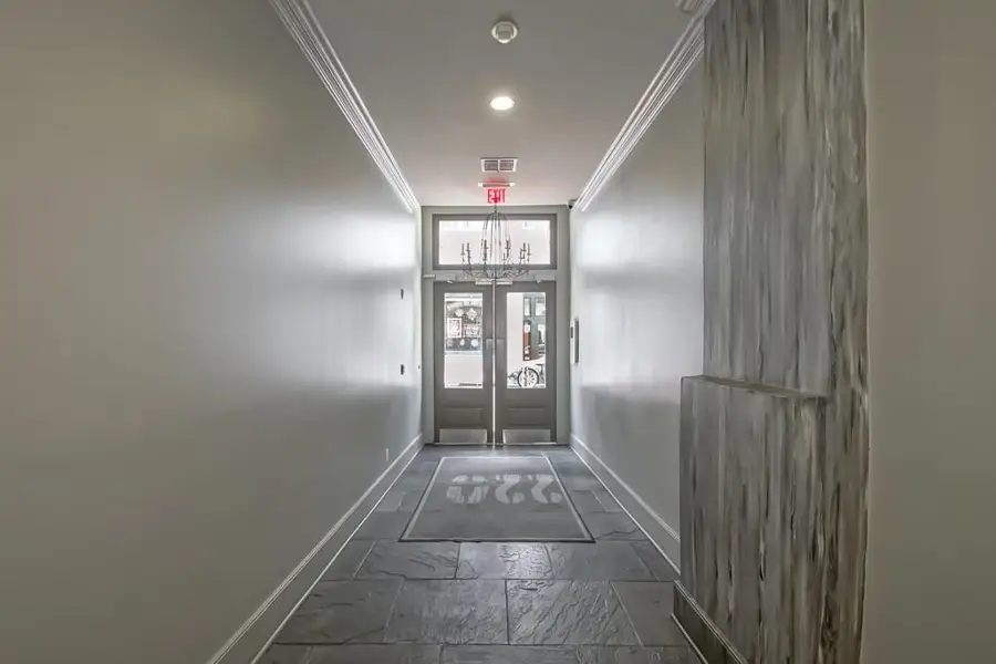 220 Decatur Street #407, New Orleans, LA 70130 - #3