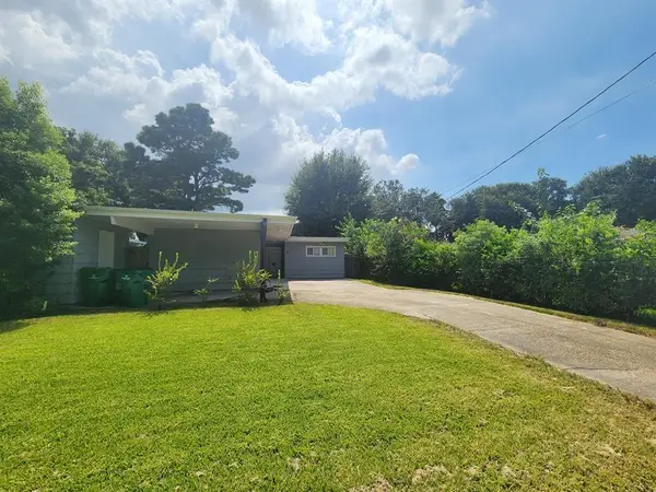 14 Gelbke Drive, Gretna, LA 70053