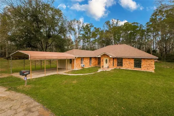 26000 Robertson Road, Holden, LA 70744