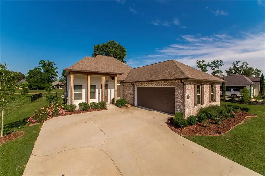 23374 Cypress Cove Drive, Springfield, LA 70462 - #2