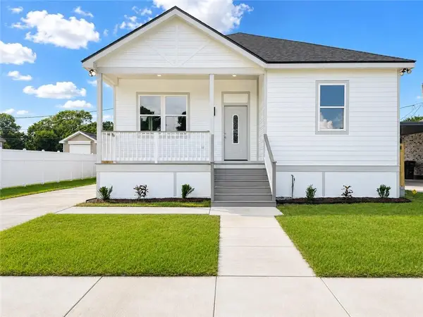 22 Keane Drive, Chalmette, LA 70043