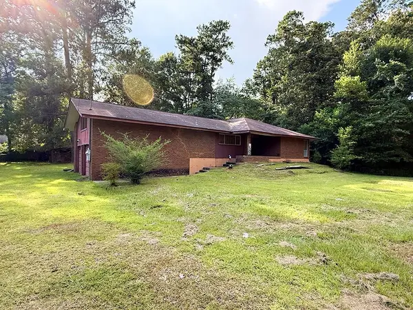 203 Camellia Road, Bogalusa, LA 70427