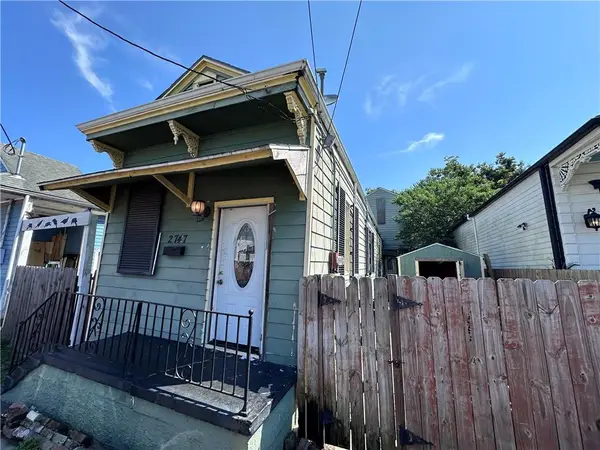 2747 Saint Ann Street, New Orleans, LA 70119