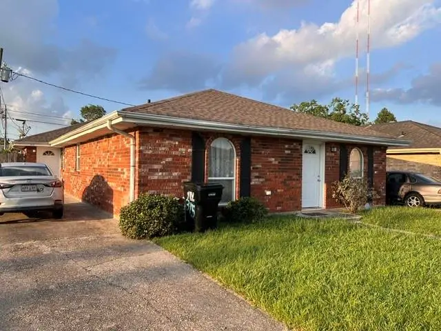 313 15 E Magnolia Drive, Chalmette, LA 70043 - #2