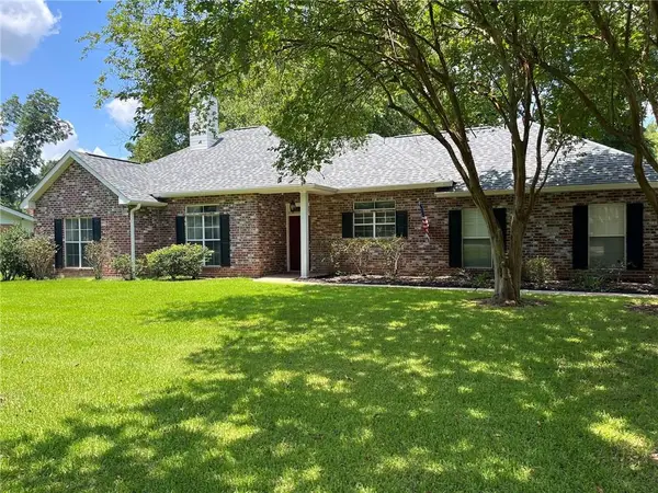 1912 Dixie Street, Alexandria, LA 71303