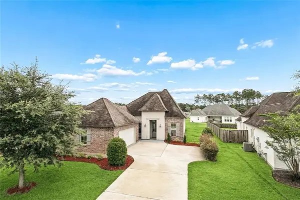 1024 Deer Park Drive, Madisonville, LA 70447