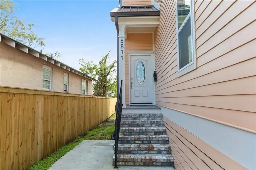 8809 11 Edinburgh Street, New Orleans, LA 70118 - #2