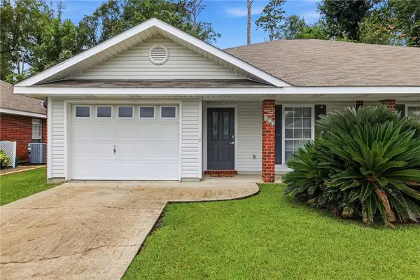 819 Eden Oaks Drive, Ponchatoula, LA 70454