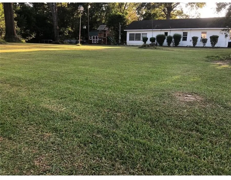 407 W Sixth Street, Oakdale, LA 71463 - #3
