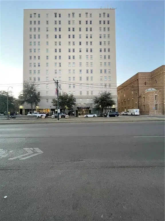 1205 St Charles Avenue #814, New Orleans, LA 70130 - #2