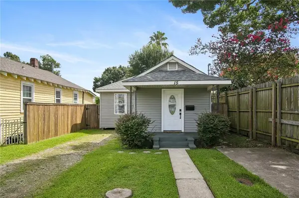 15 Crislaur Avenue, Harahan, LA 70123