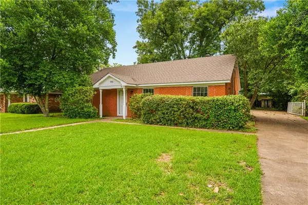 704 Texas Avenue, Alexandria, LA 71301
