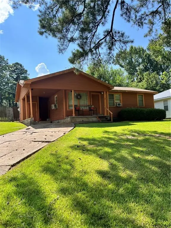 3001 Roberts Court, Pineville, LA 71360