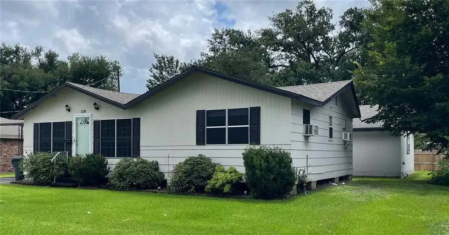109 Rosewood Drive, Houma, LA 70360 - #2